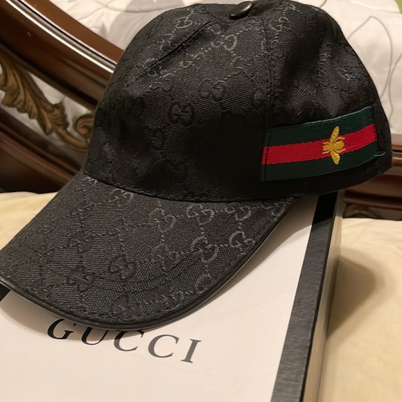 COPY - Gucci hat with box and receipts brand new - Picture 2 of 4